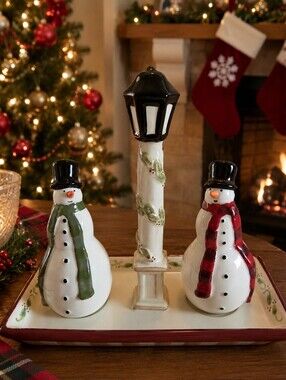 Grasslands Road Snowman Salt & Pepper Shakers with Lamp Post Tray Set - 3pc